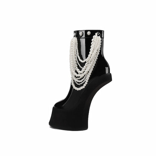 Edgy Black Platform Ankle Boots with Layered Chain Embellishments